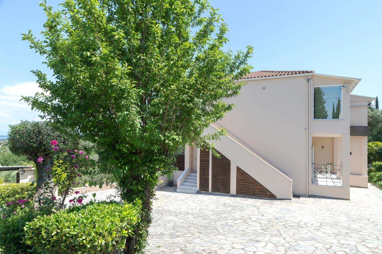 Dimi Brou'S Apartments By Corfuescapes Gouvia Exterior photo